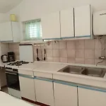 Srecko Apartment