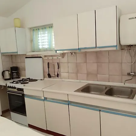 Srecko Apartman