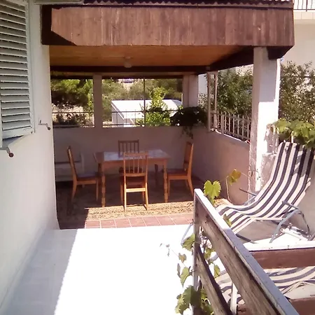 Srecko Apartment *