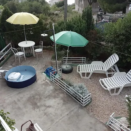 Srecko アパート *