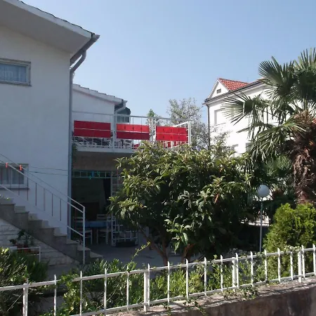 公寓 Srecko 普利莫顿