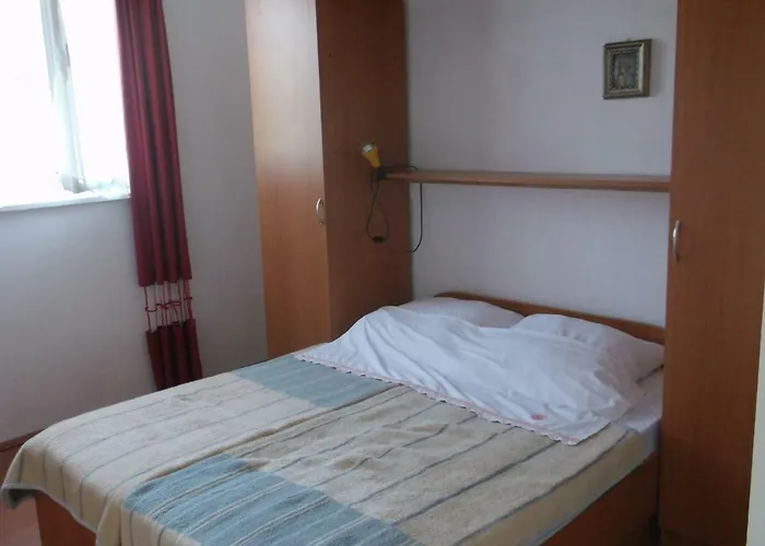 アパート Srecko プリモシュテン