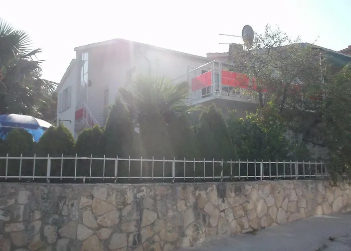 Srecko アパート *