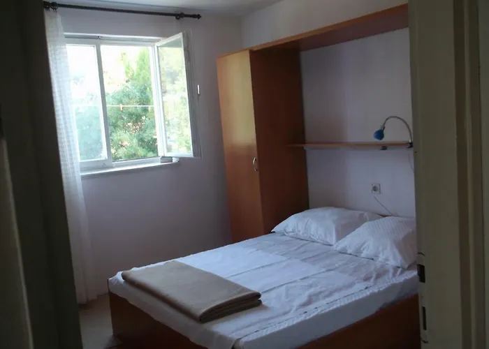 アパート Srecko プリモシュテン